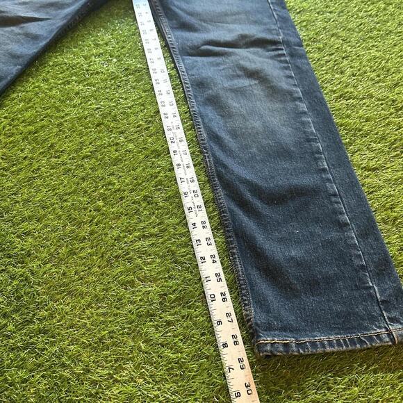 Classic Vintage Levi's Blue Denim Jeans - Picture 2 of 5